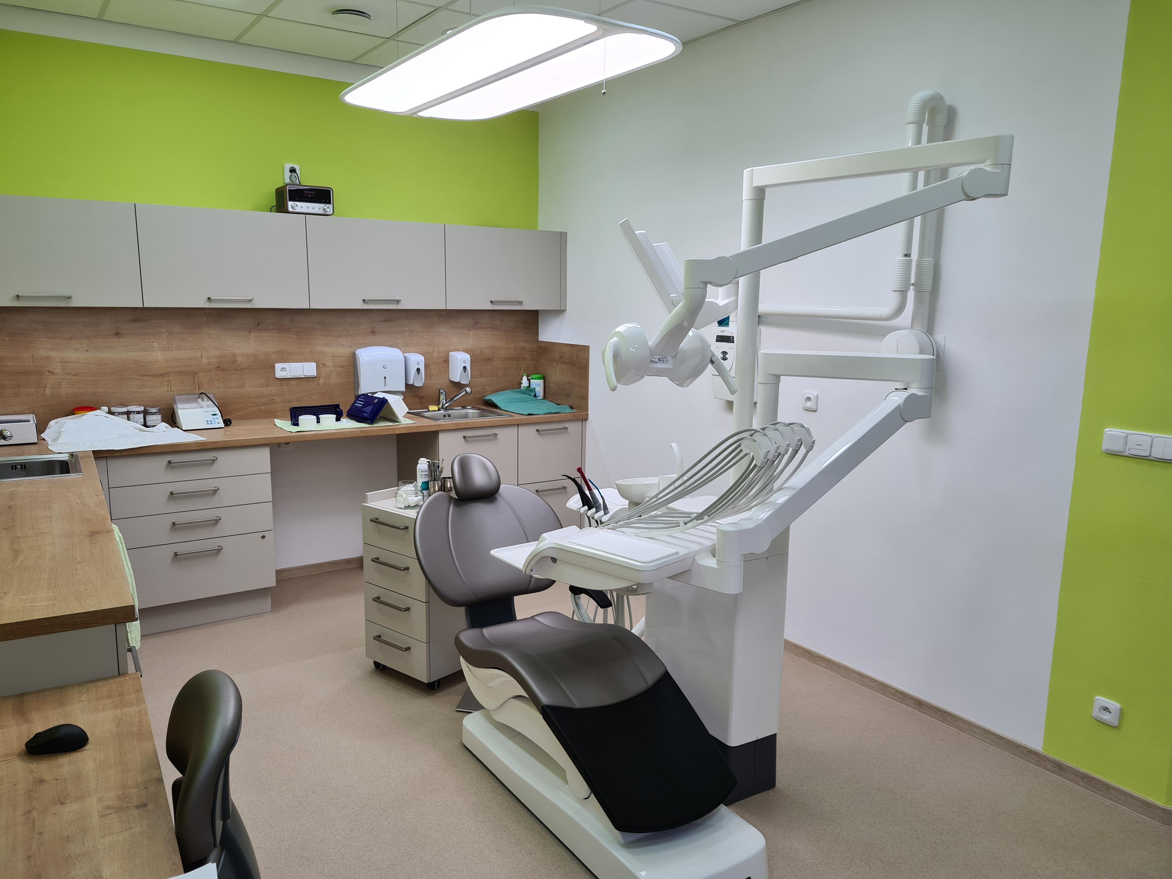 Stomatologická ordinace Curatio dentium s.r.o. (MDDr. Martina Riedlová)