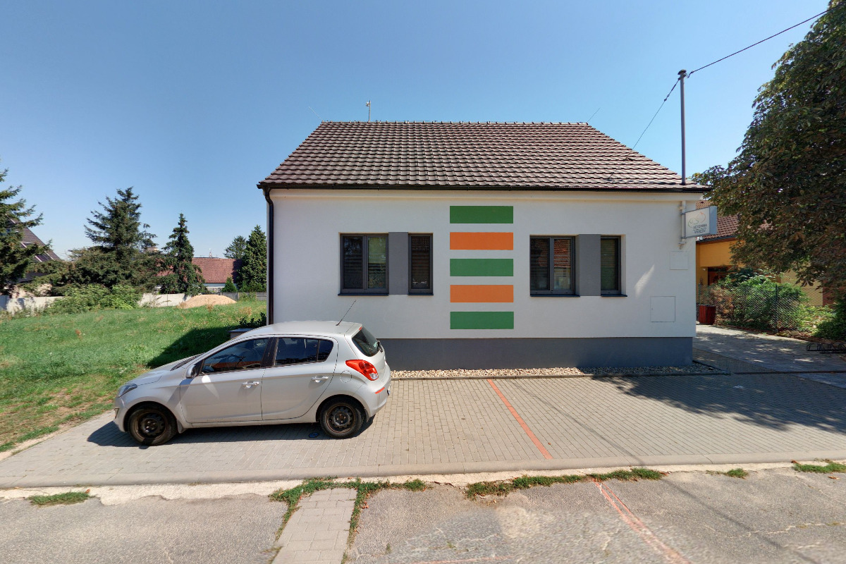 MVDr. Ing. Monika Mrákotová foto 1