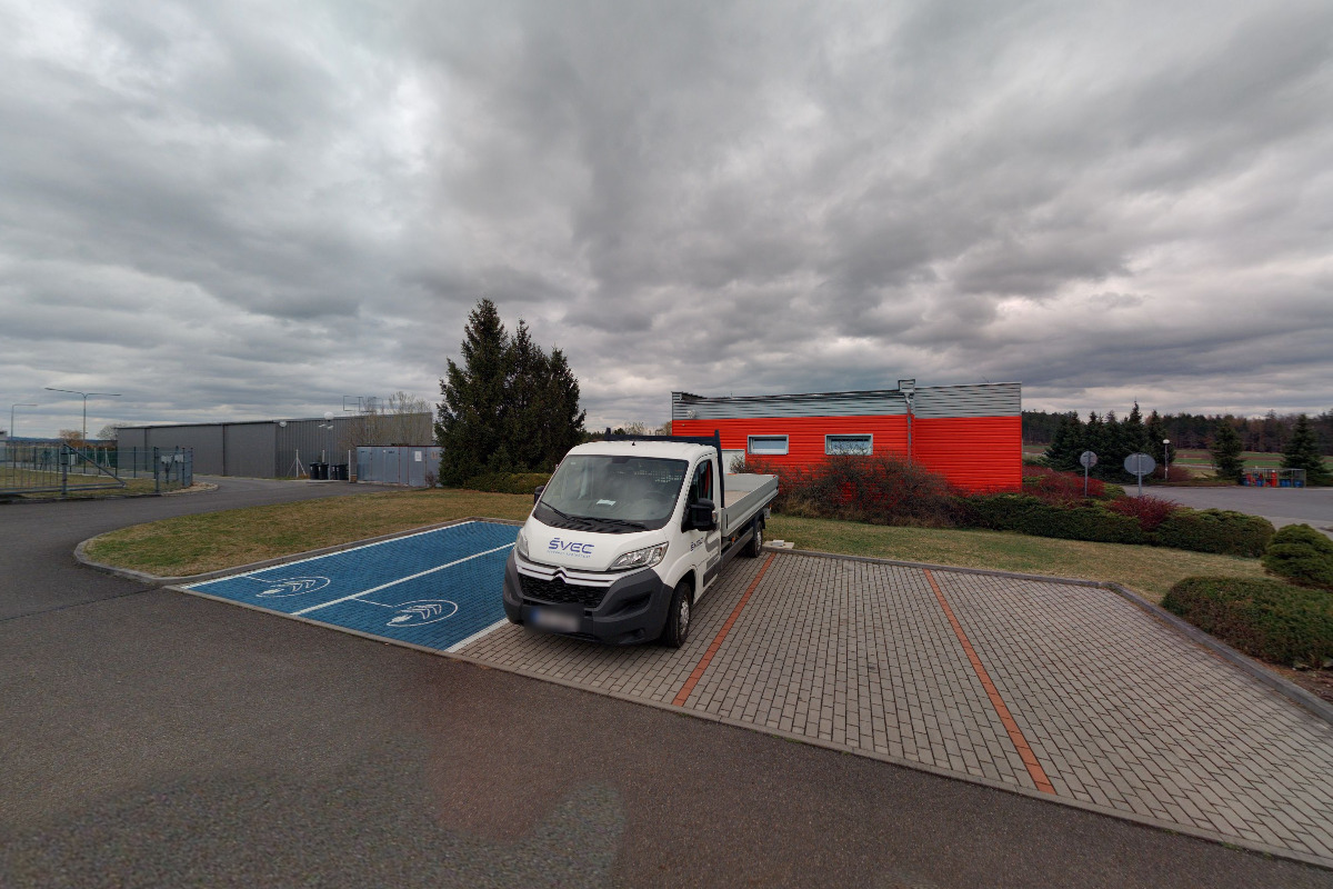 Auto Kápl s.r.o. - nabíjecí stanice