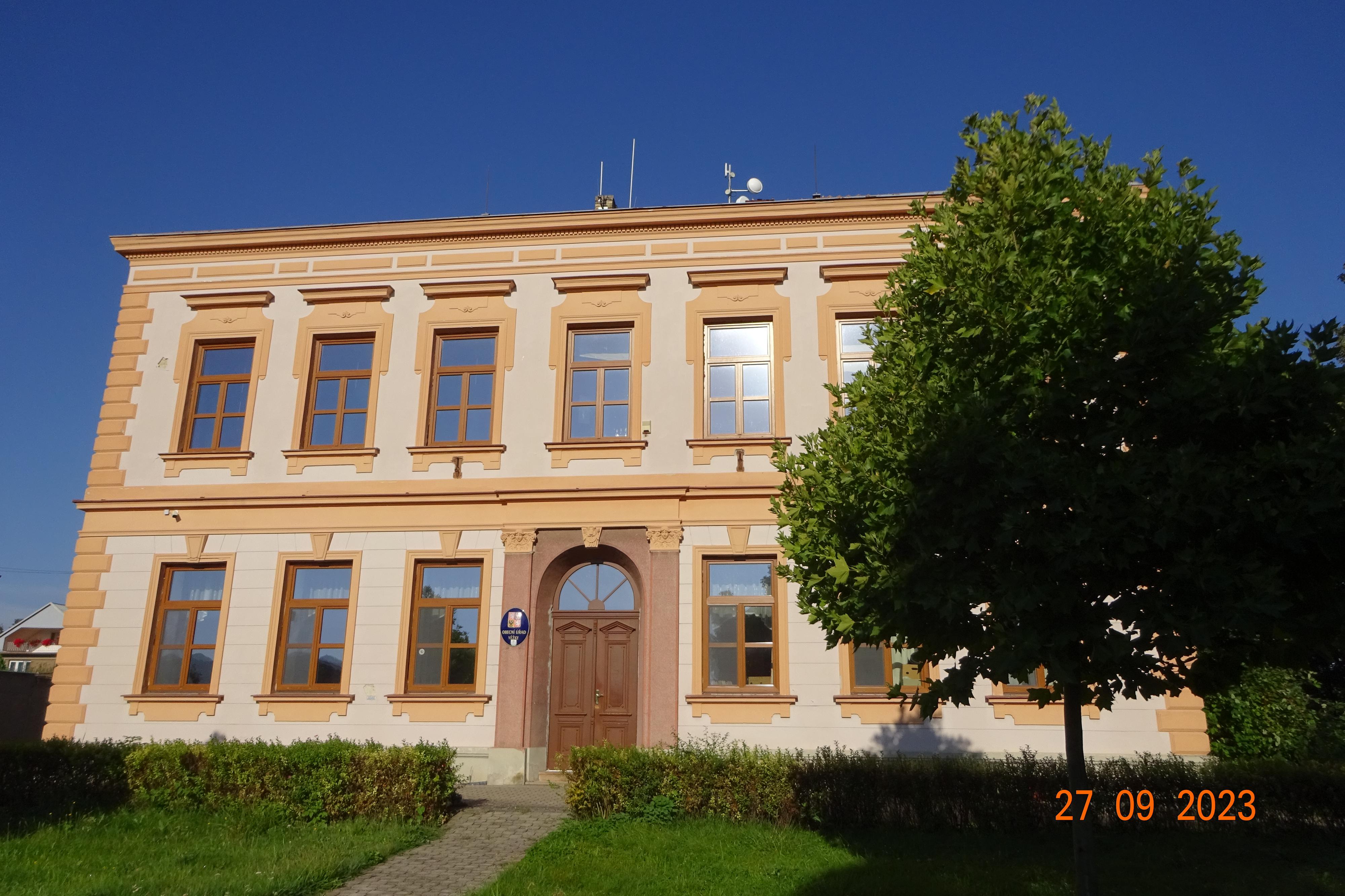Věžky - obecní úřad foto 2