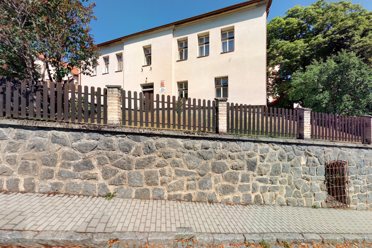Škola v přírodě a školní jídelna Čestice foto 3