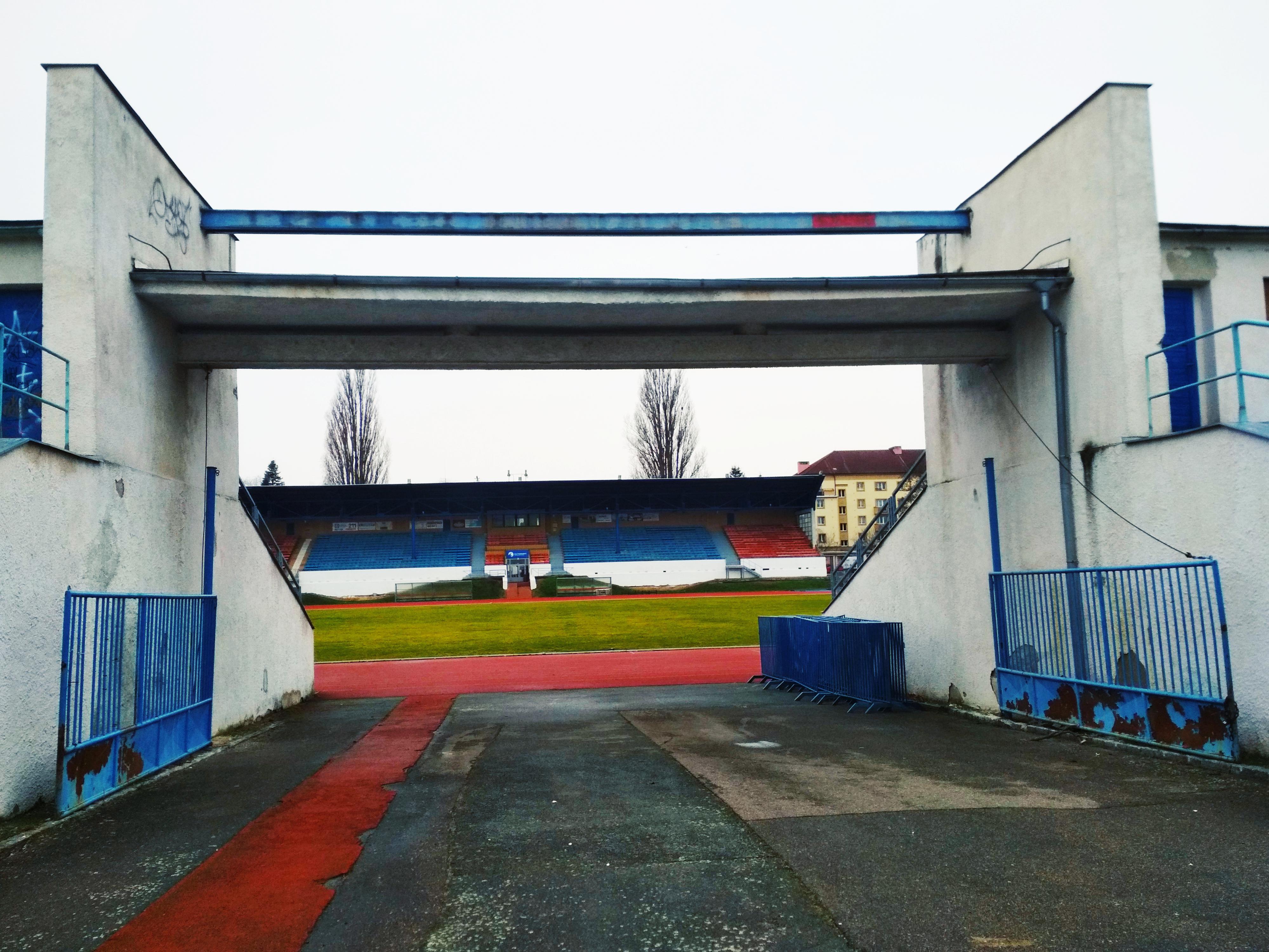 Městský atletický stadion Dukla foto 6