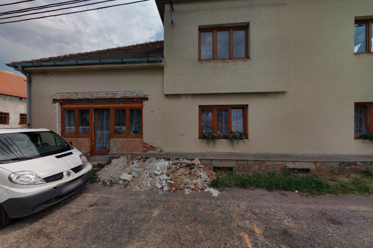 Občerstvení u zastávky