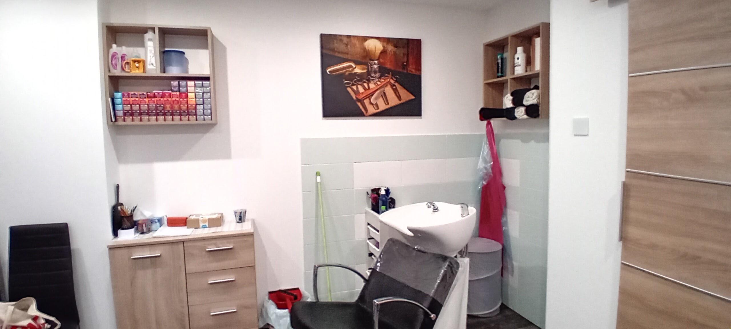 Kadeřnictví U mastného drdolu foto 4