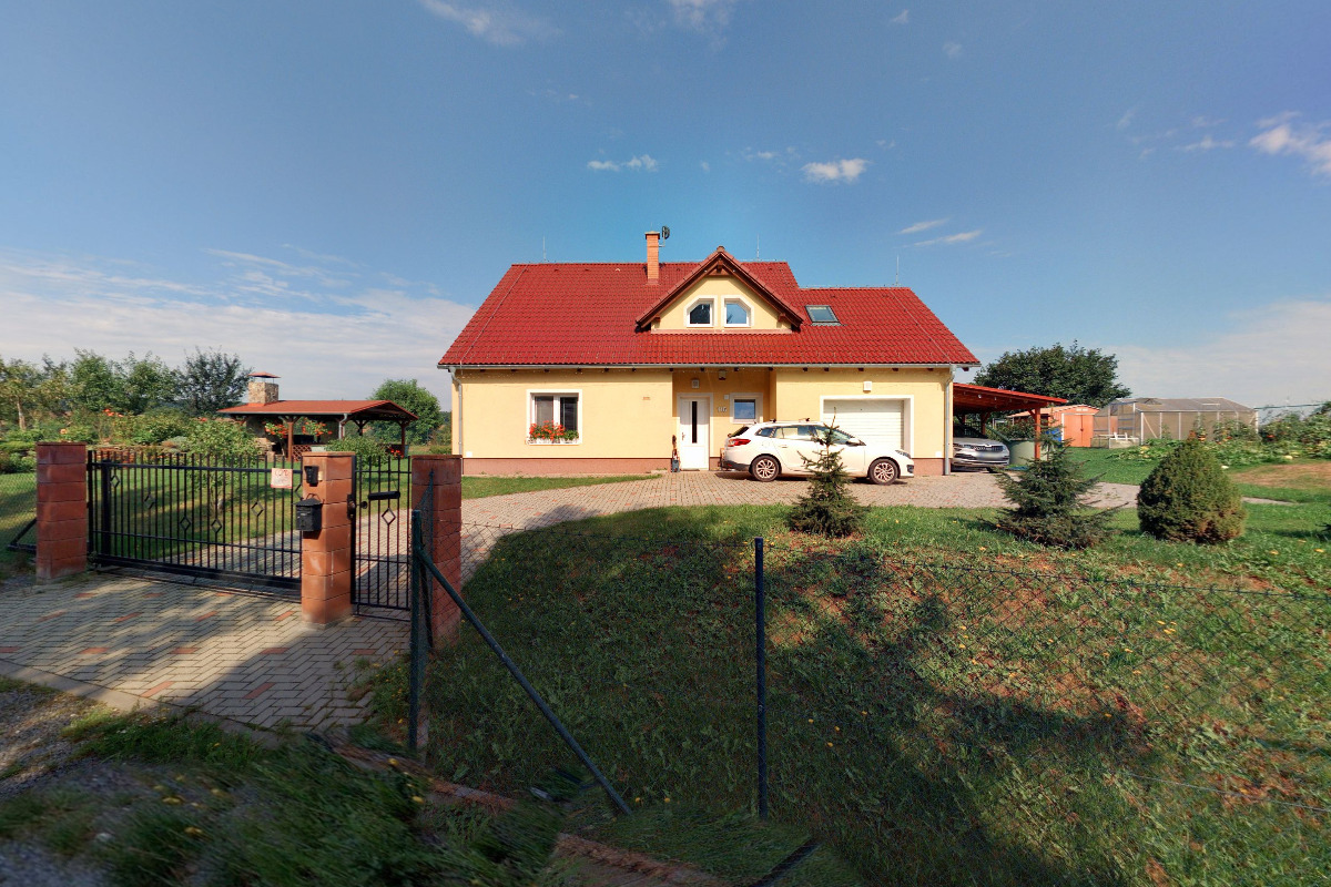 apro reklamní agentura