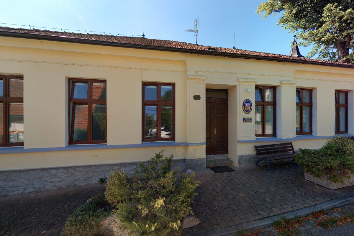 Radimovice u Tábora - obecní úřad foto 5