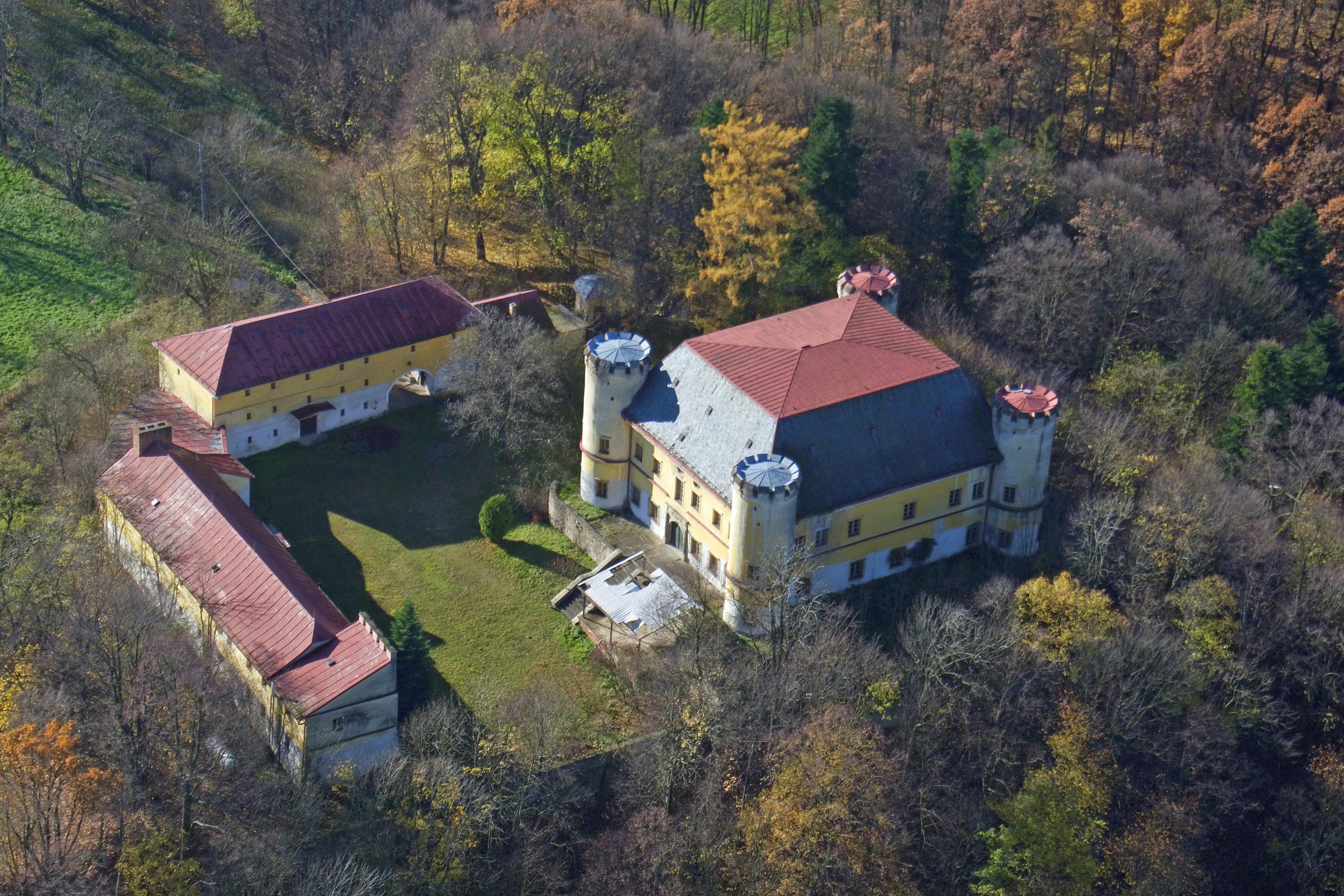 Dívčí Hrad - obecní úřad