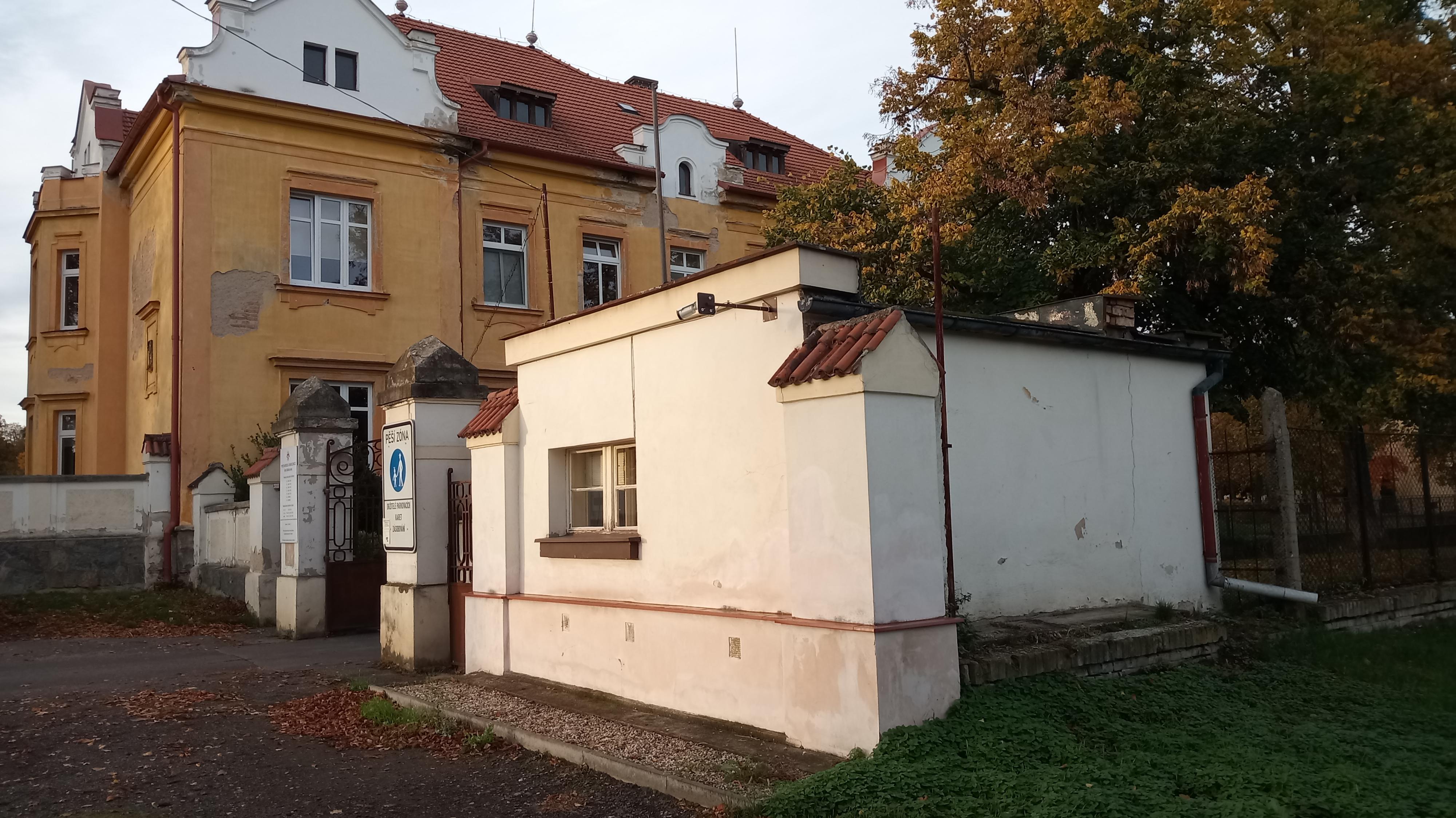 Psychiatrická nemocnice Horní Beřkovice foto 2