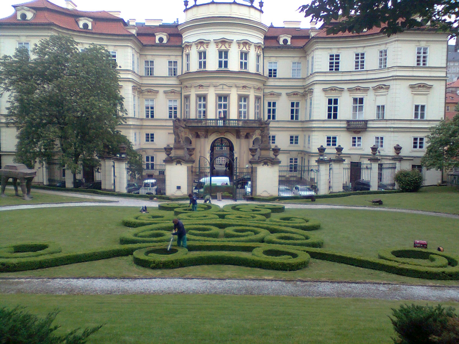 Boušek s.r.o. - zahradnické práce foto 6