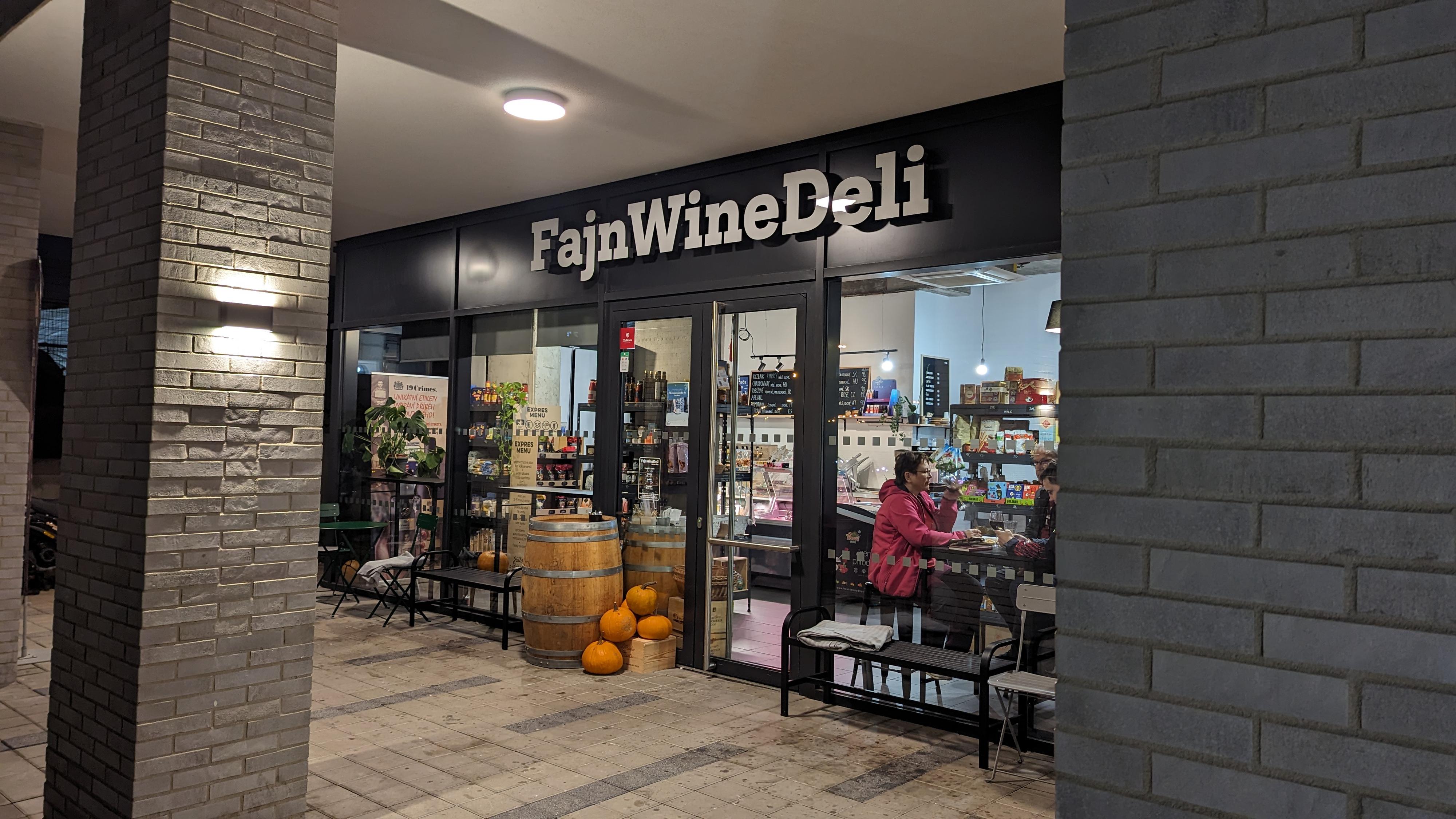 FajnWineDeli