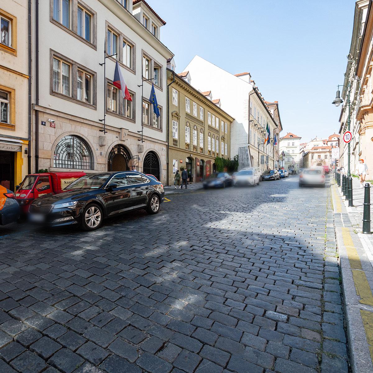MR.PARKIT - Parking Hotel Aria Prague foto 3
