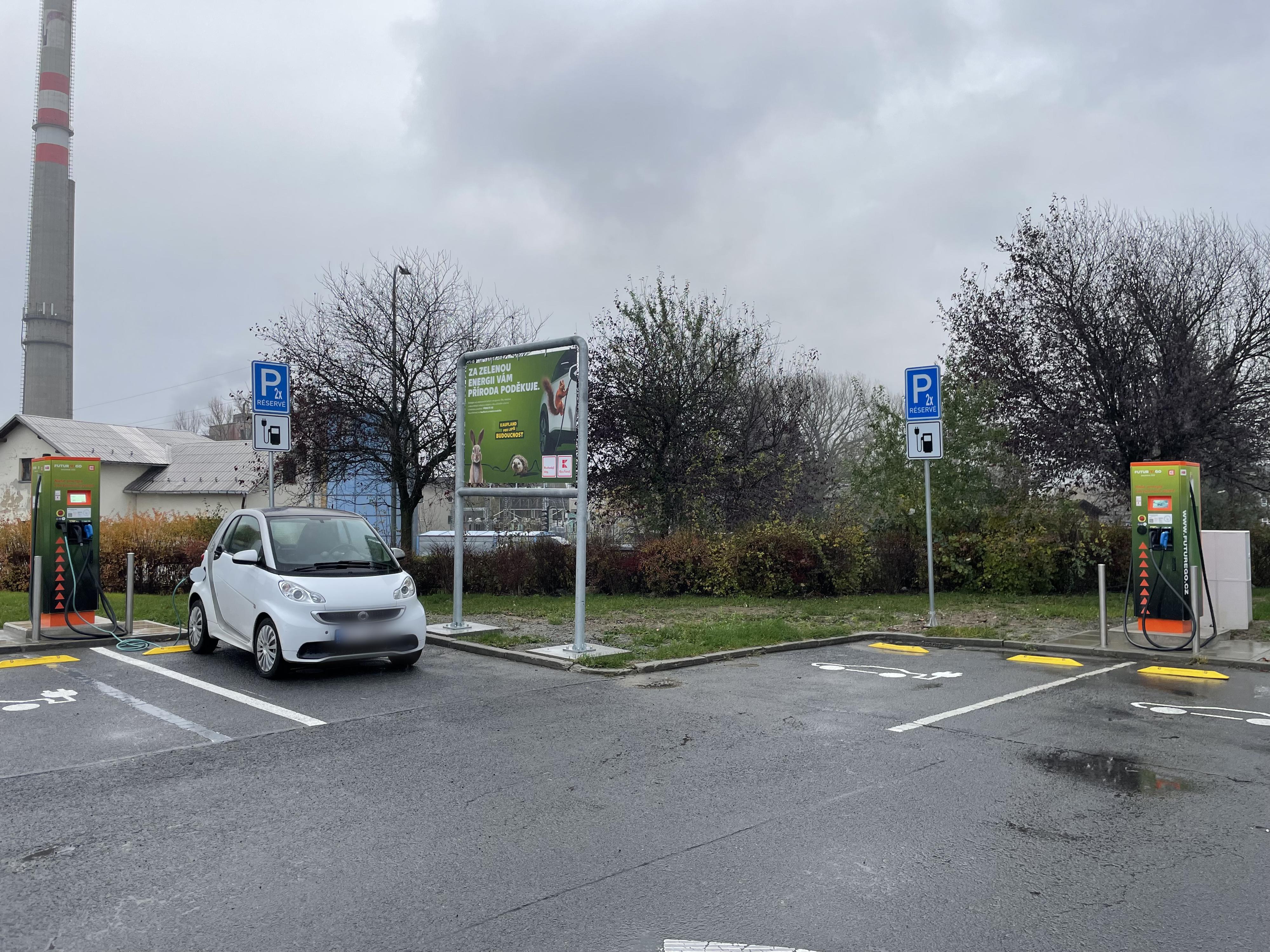 Nabíjecí stanice ČEZ