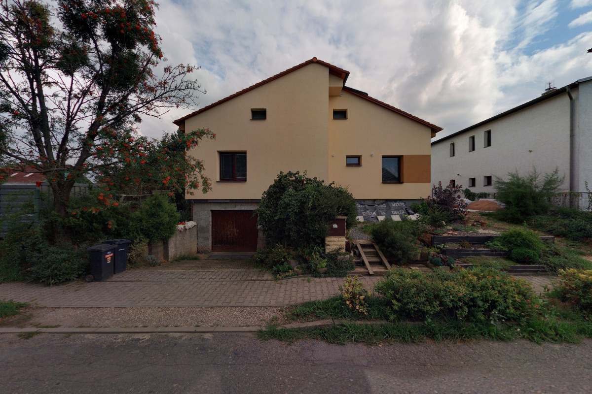 Hana Valentová - QARA s.r.o.