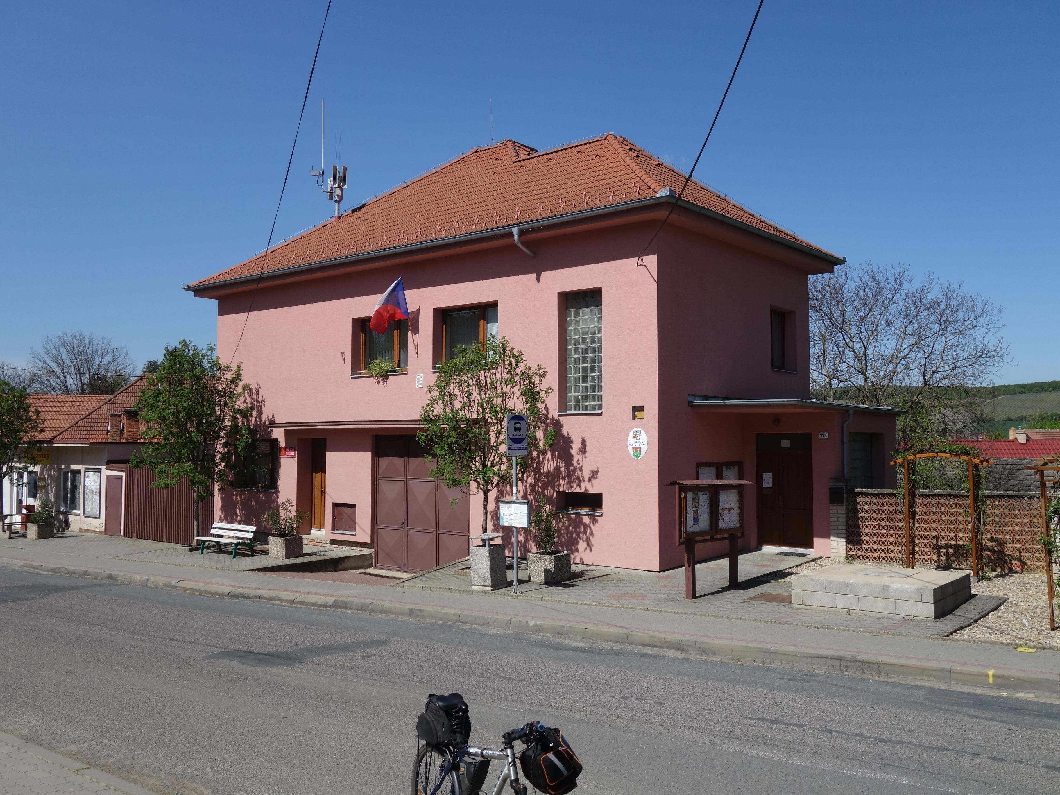 Morkůvky - obecní úřad foto 2