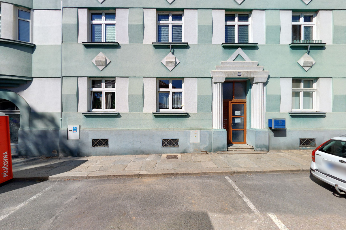 REVOLUTION BAR, s.r.o.