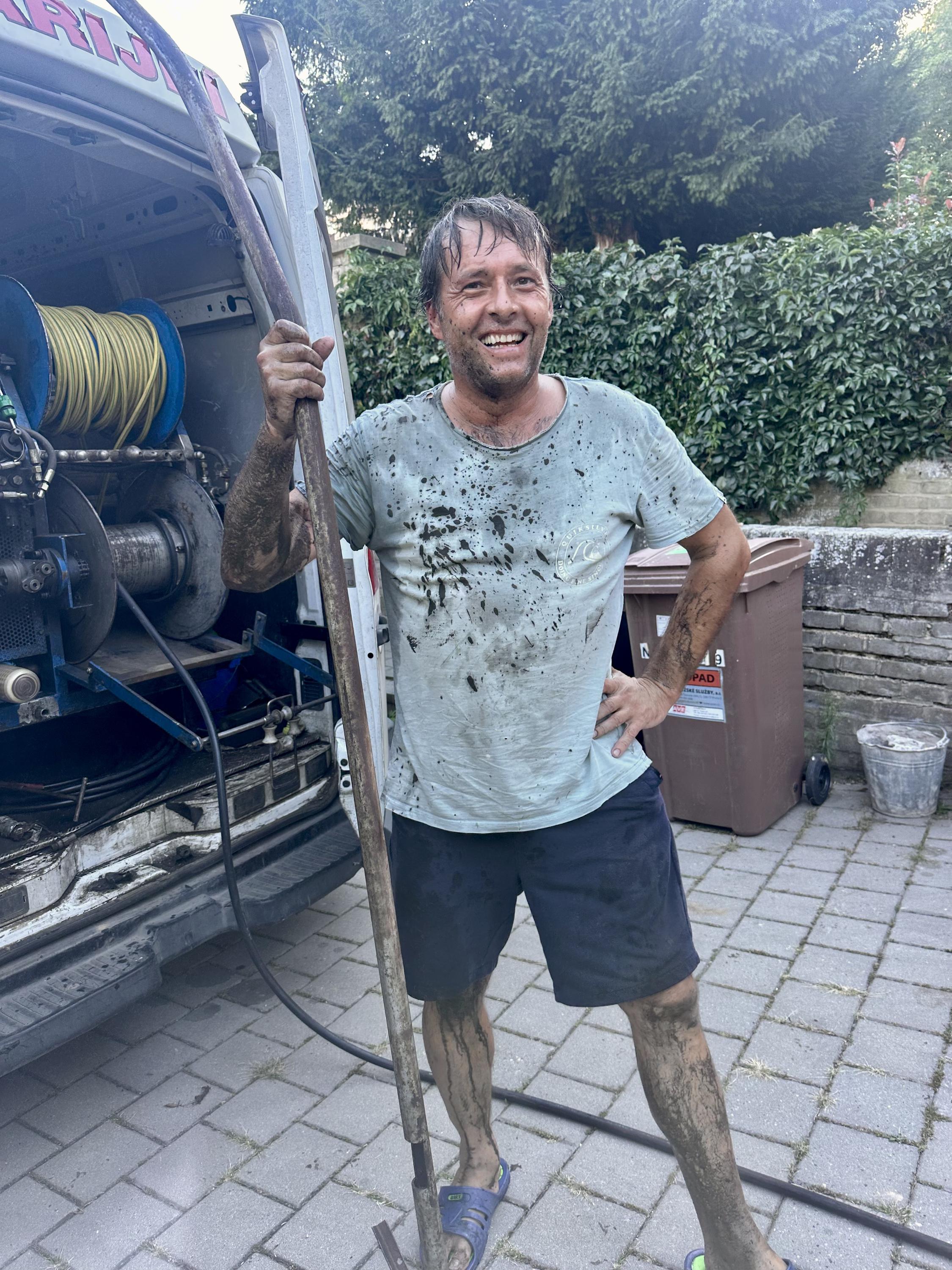 Instalatér Čistič Viktor - Levné čištění odpadu a kanalizace foto 2