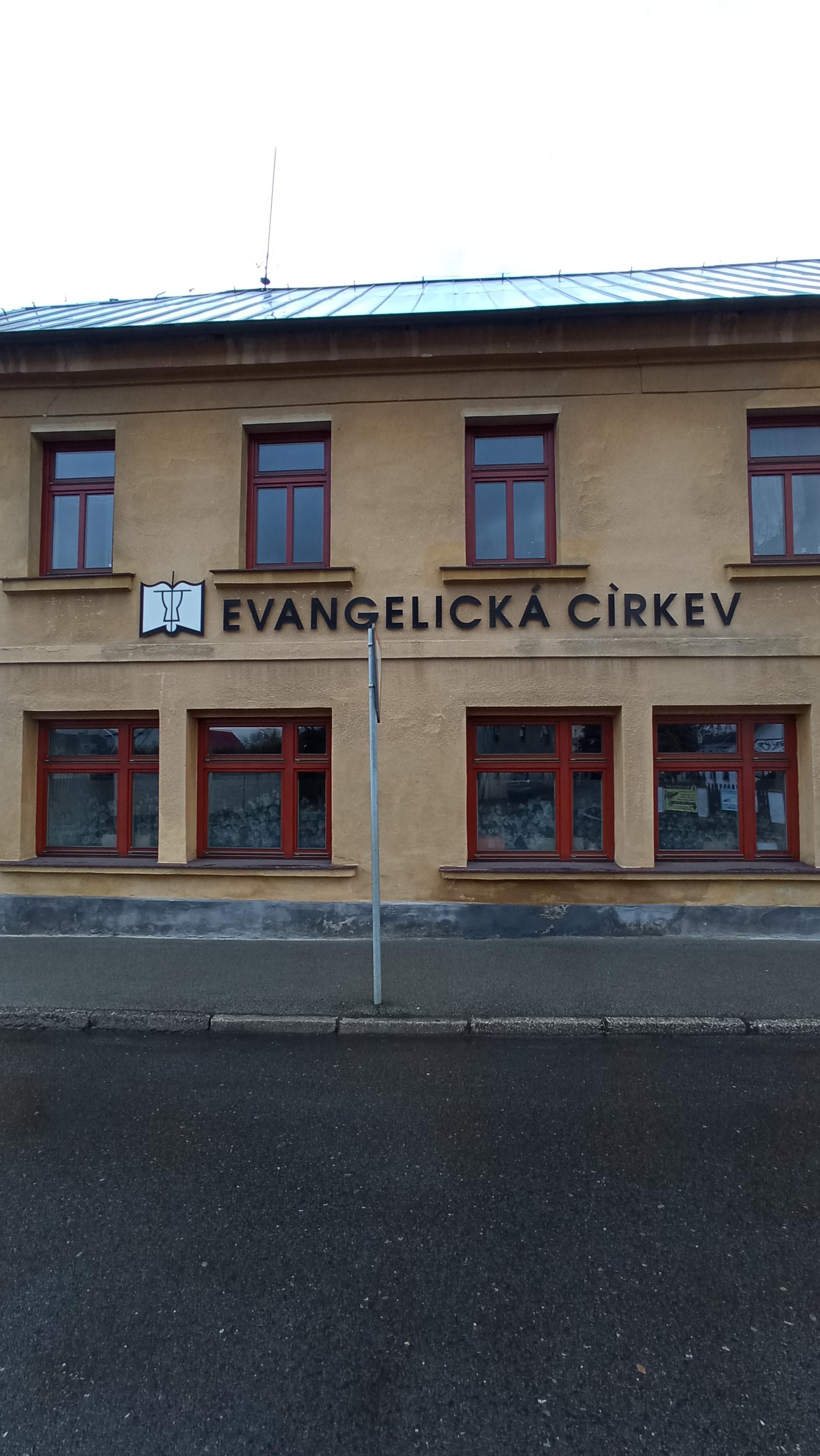 Farní sbor Českobratrské církve evangelické v České Lípě foto 2