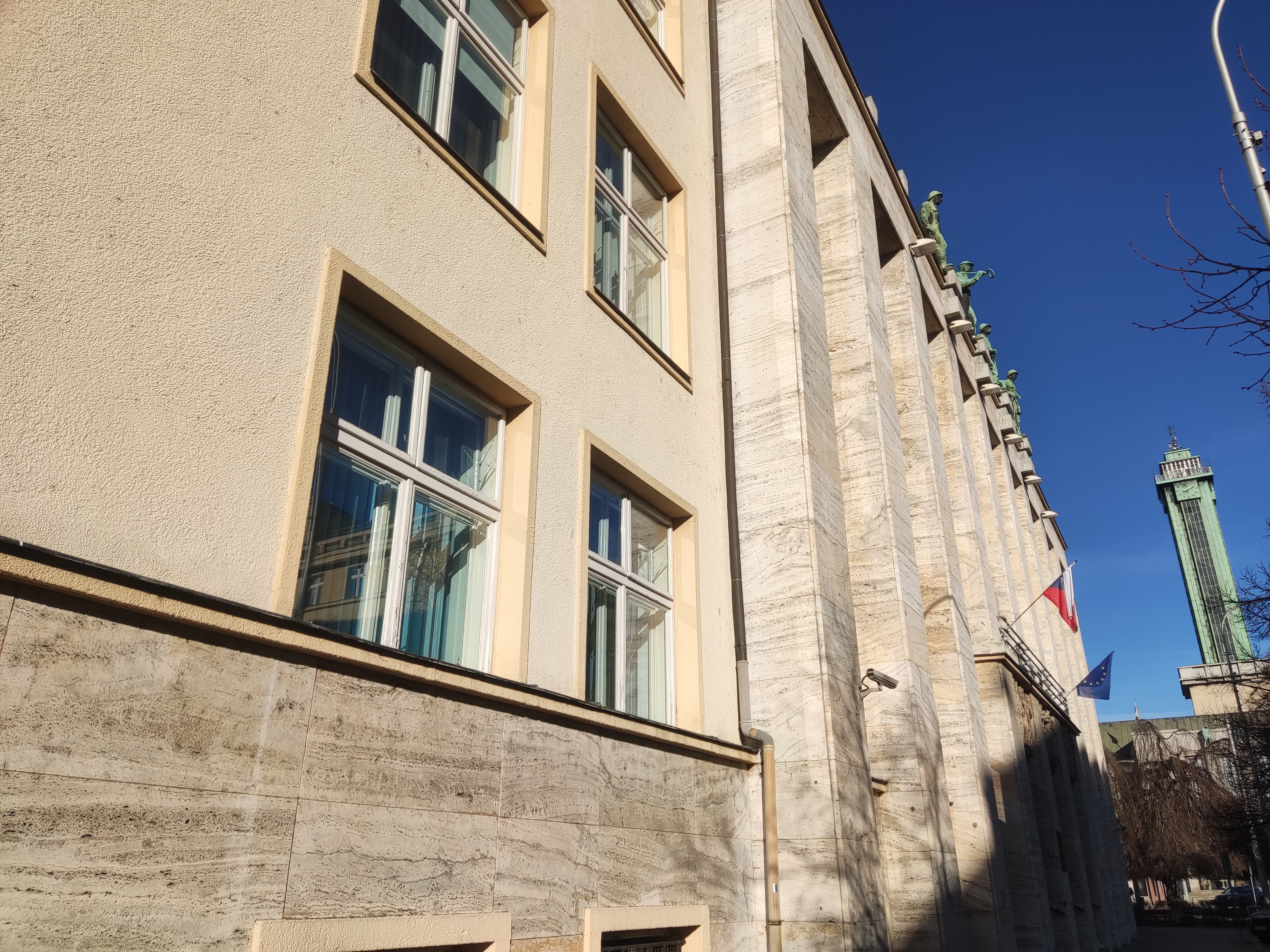 Magistrát města Ostrava - Oddělení evidence silničních vozidel foto 2