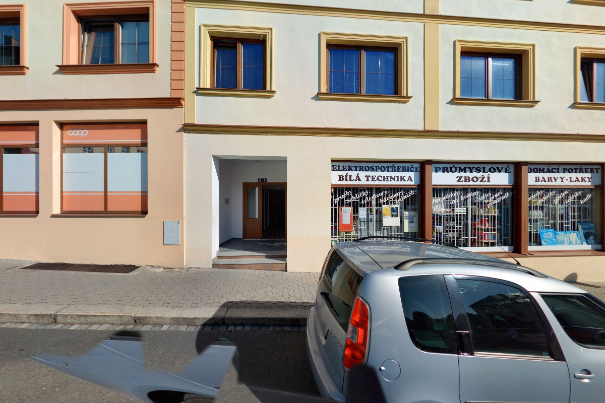 Drogerie, Antonín Knápek