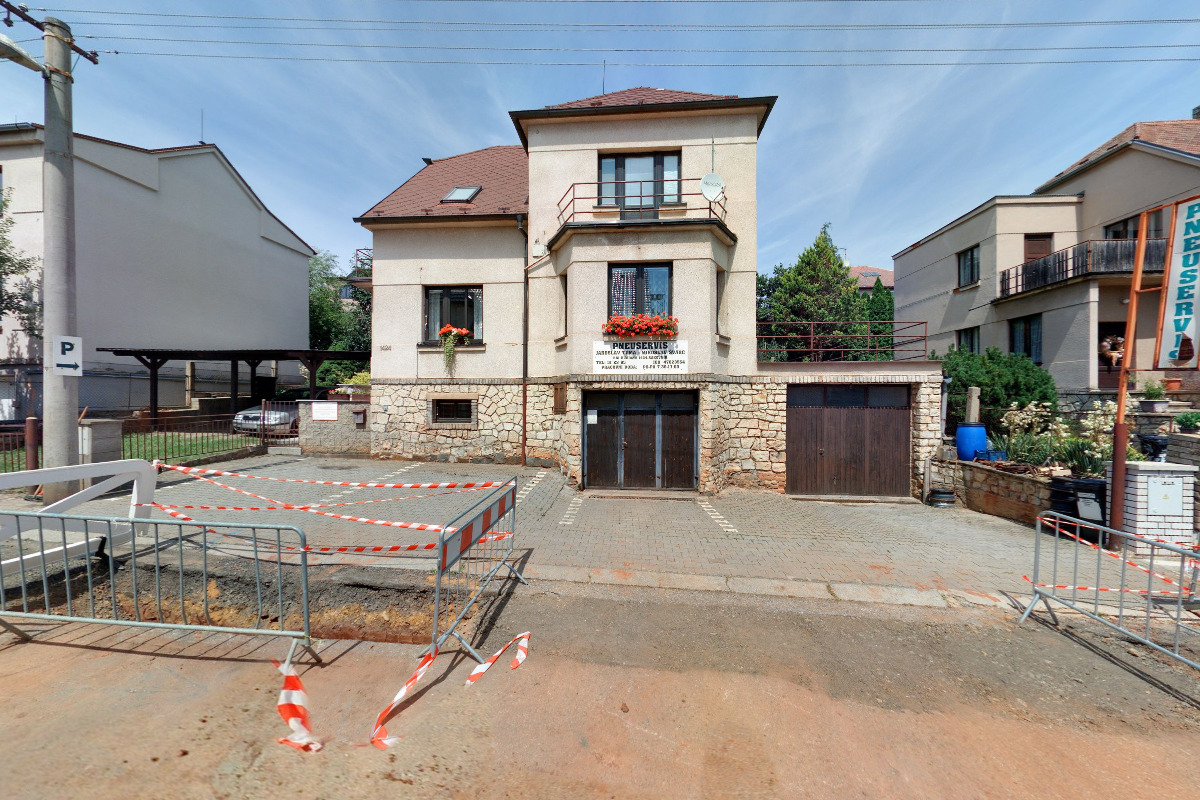 Jaroslav Tůma - Pneuservis