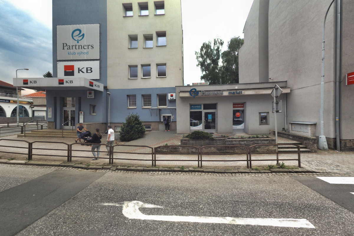 Bankomat Komerční banky foto 2