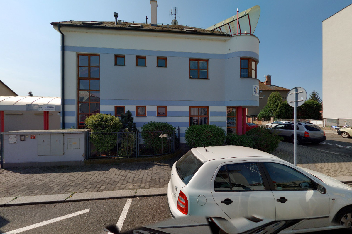 Mgr. Jakub Houžvic, advokát