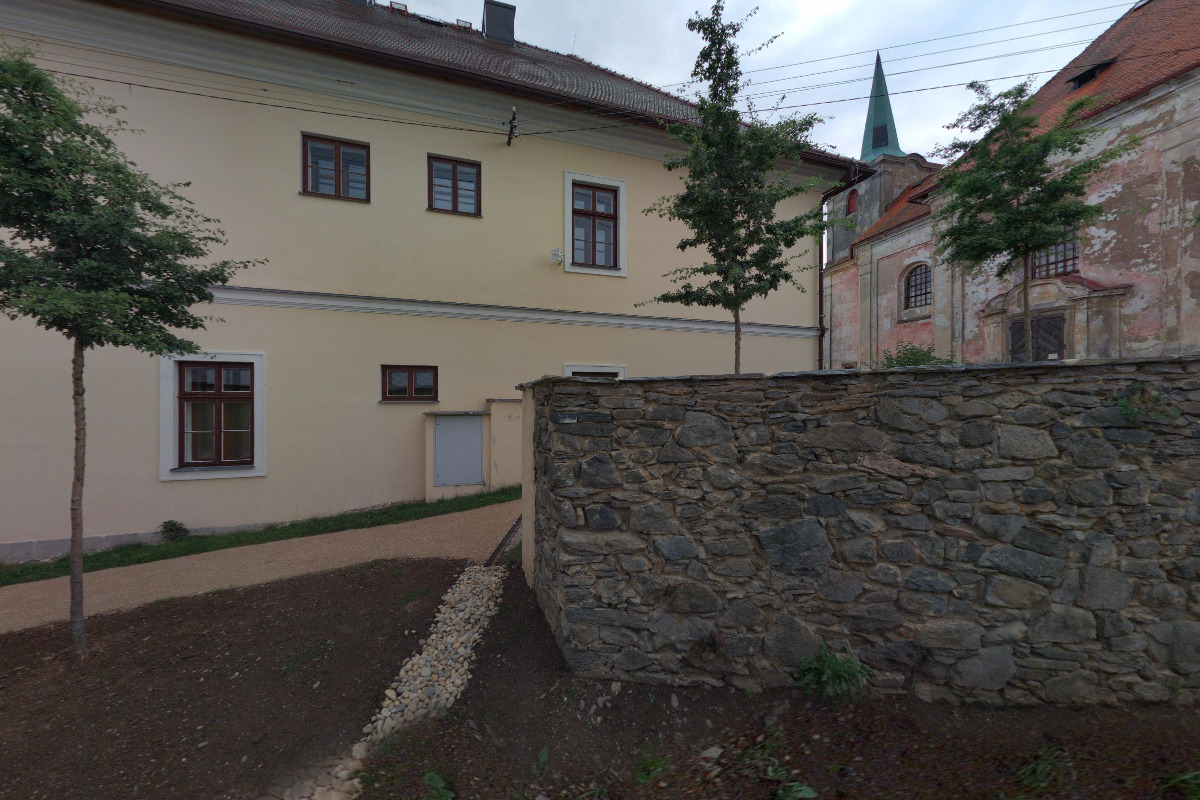 Ovesné Kladruby - obecní úřad