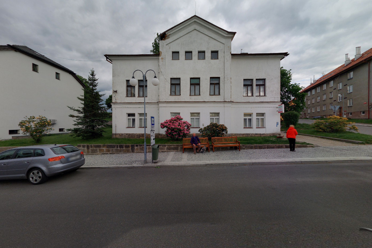 Potraviny - nám. T. G. Masaryka 412 foto 1