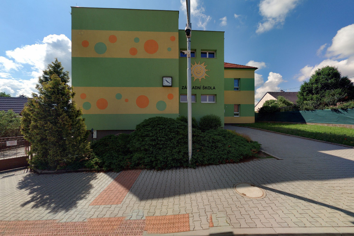 Základní škola a Mateřská škola Holoubkov, okres Rokycany, příspěvková organizace foto 4