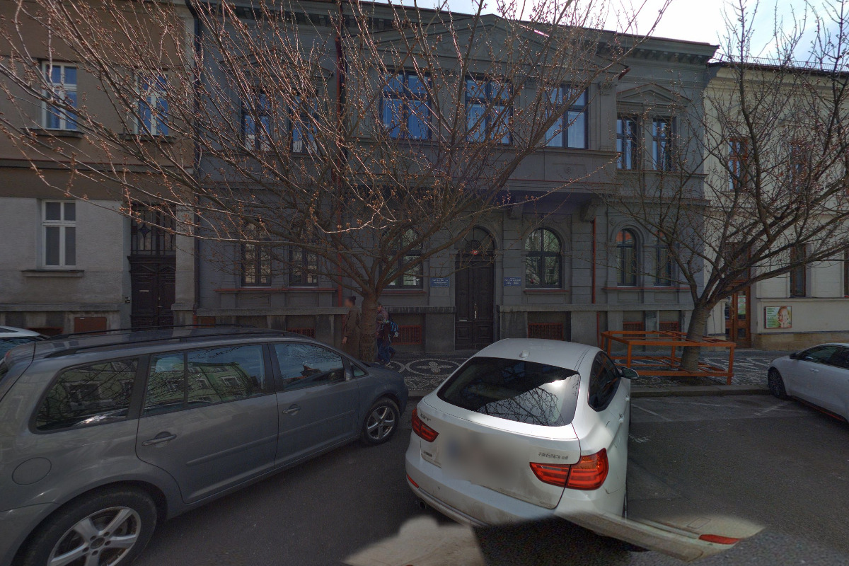 AEK 120, a.s. foto 2