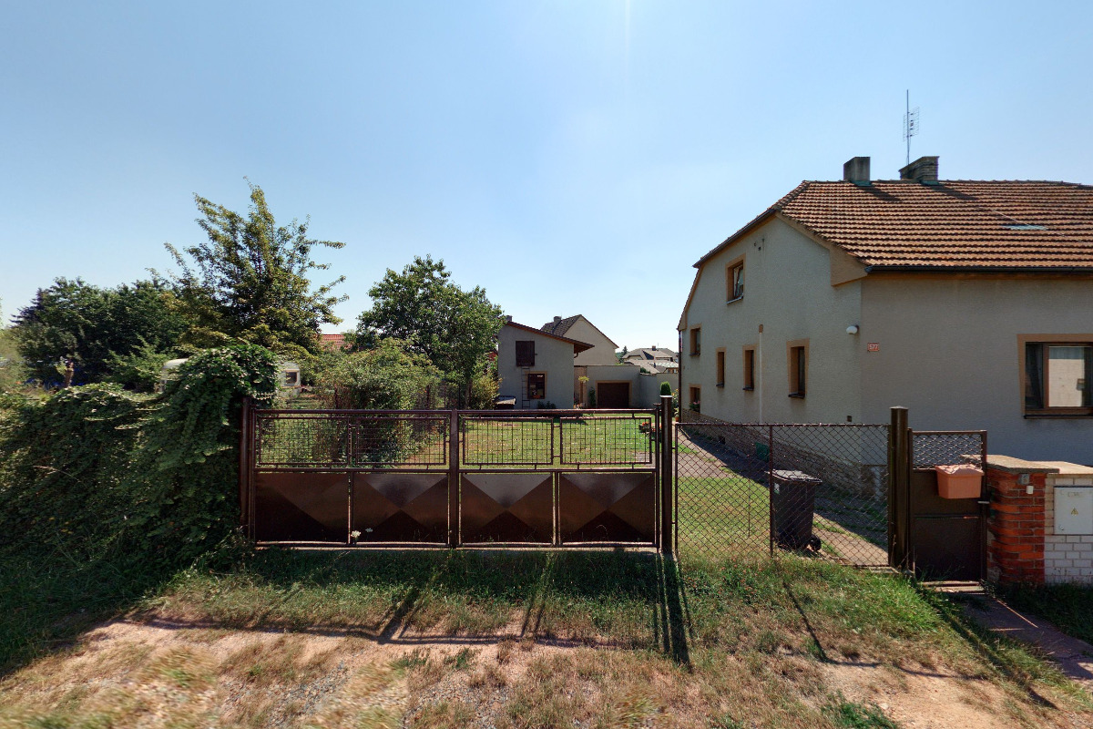 Zemní práce s bagrem - Ivana Barillová