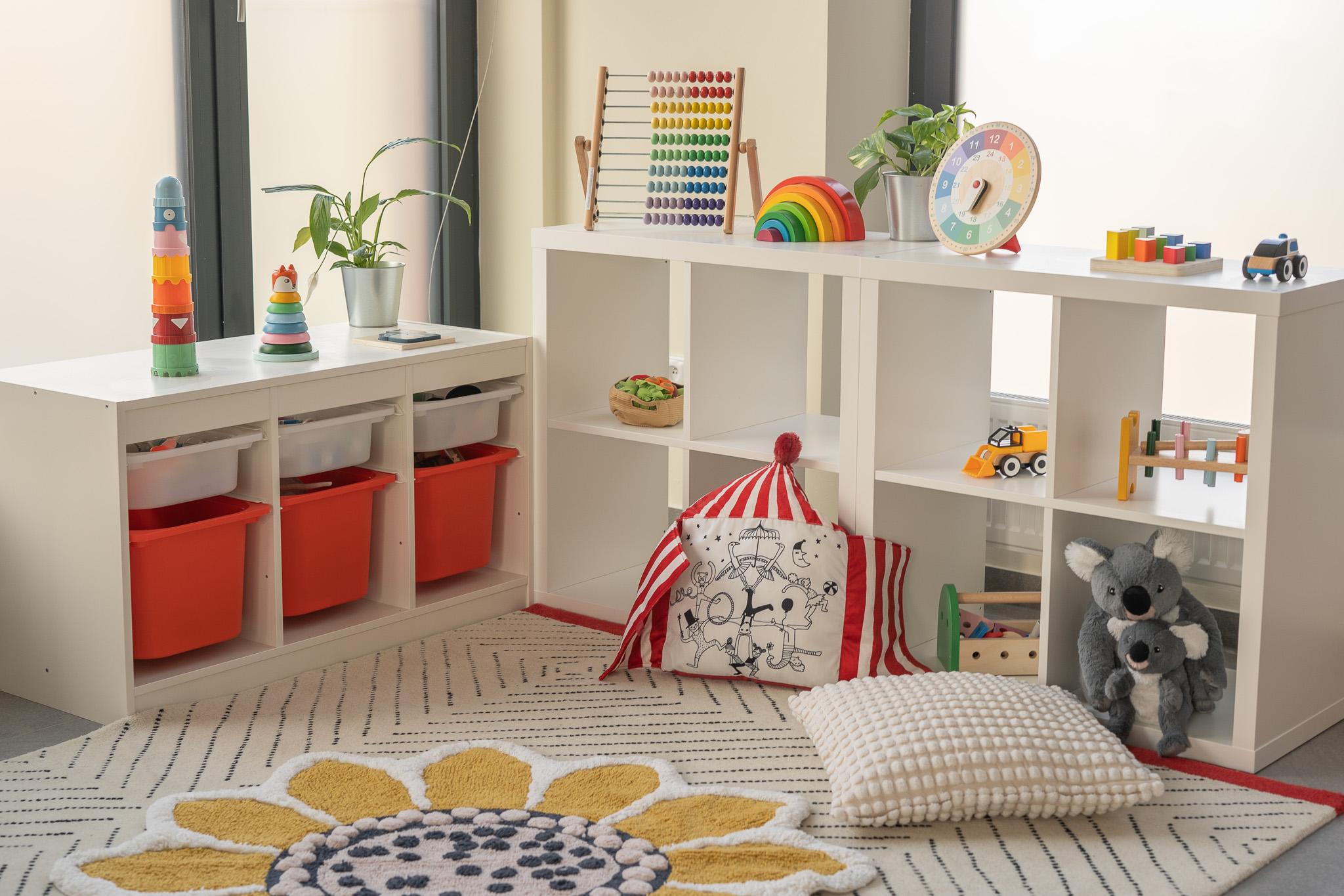 Školička V říši příběhů