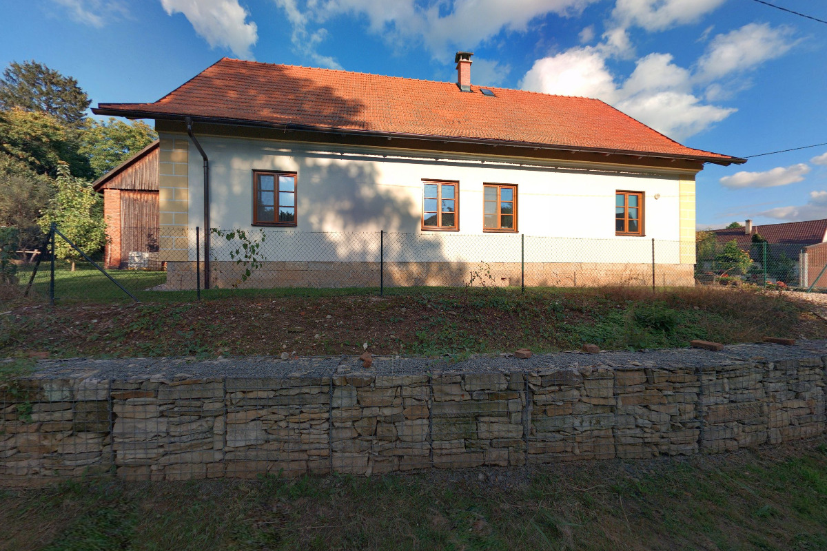 M&B Education - Lukáš Benetka