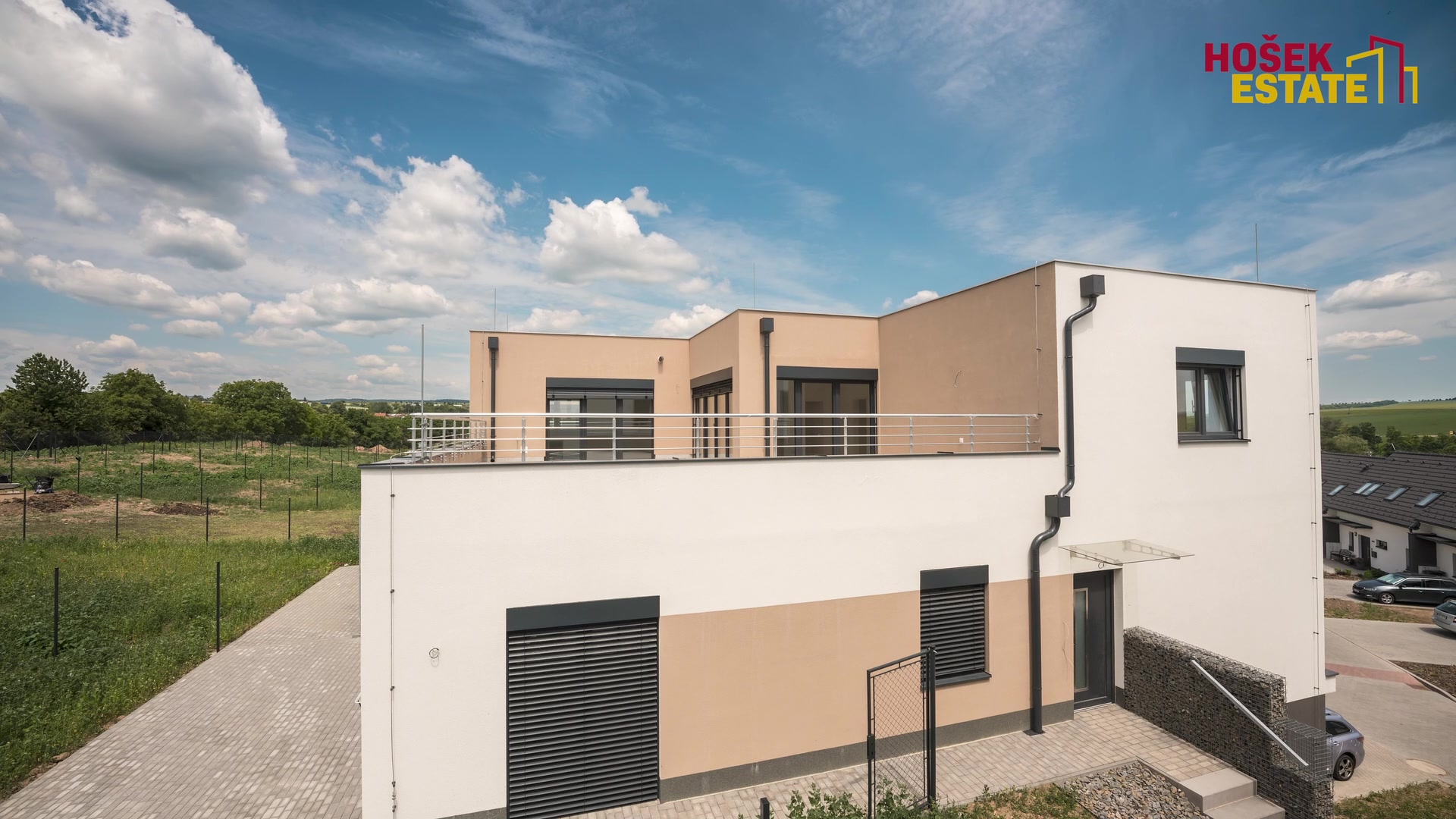 Hošek Estate s.r.o. foto 2 (náhled videa)