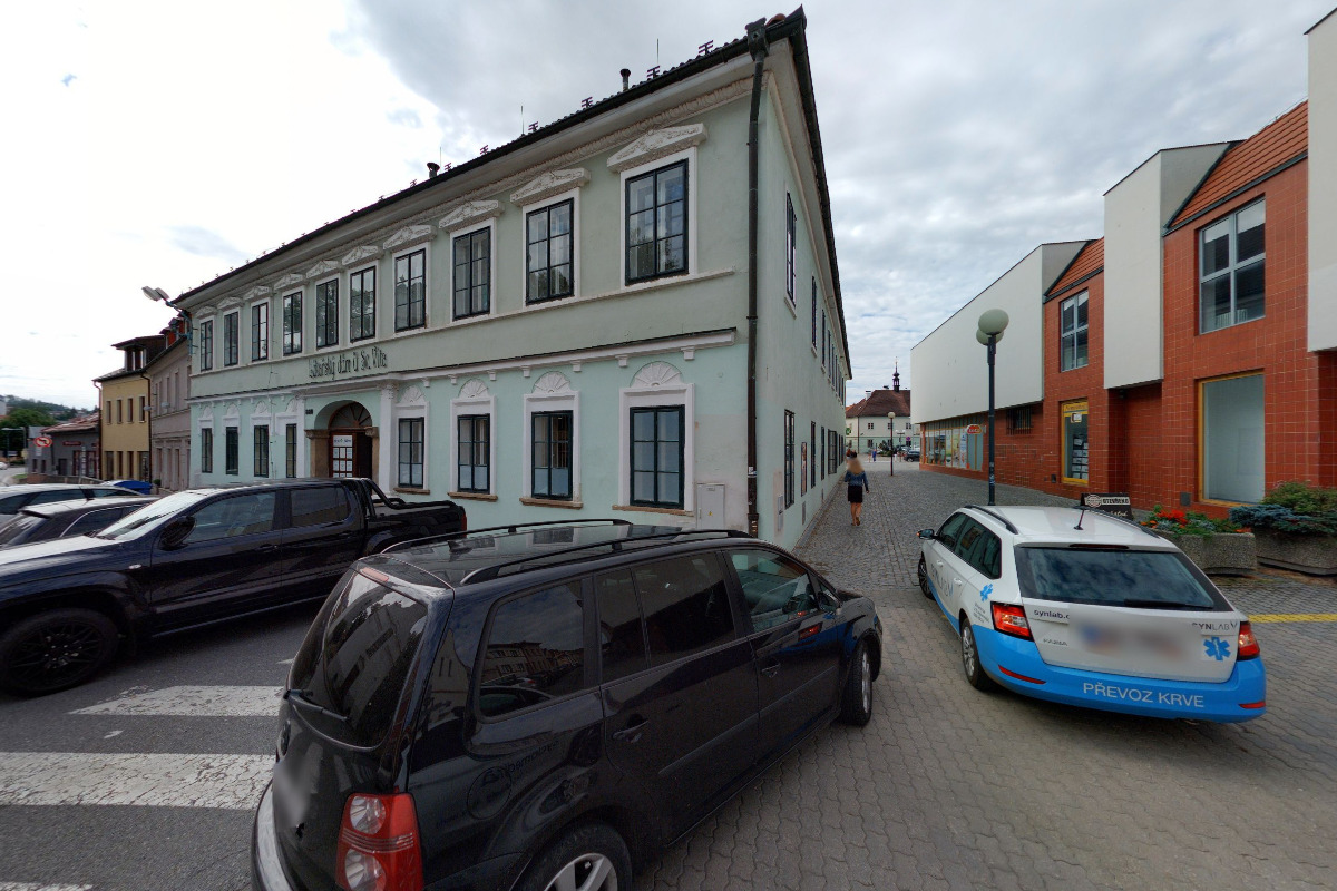 MUDr. Jana Vyhnálková foto 2