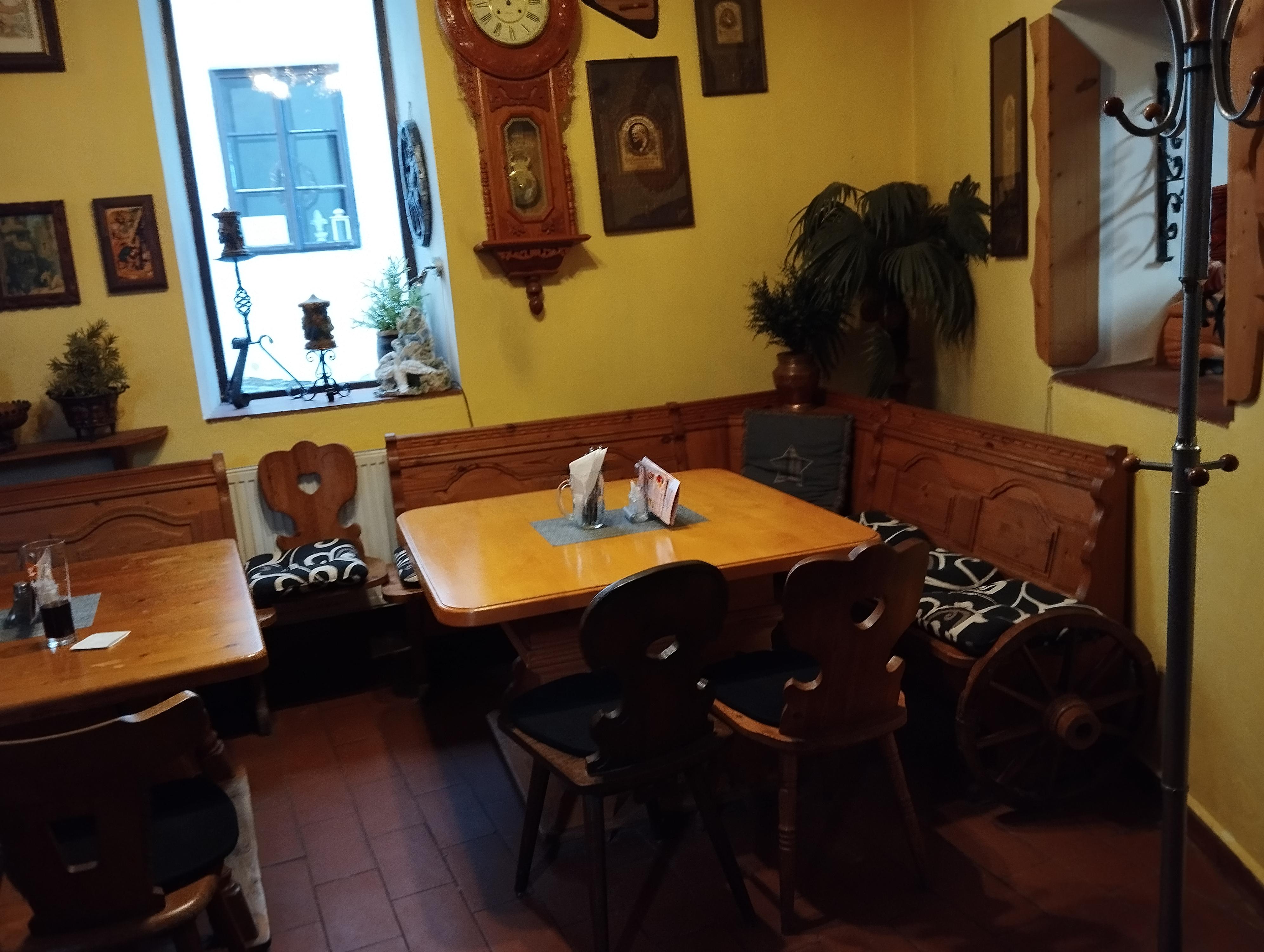Restaurace U Hroznu foto 3