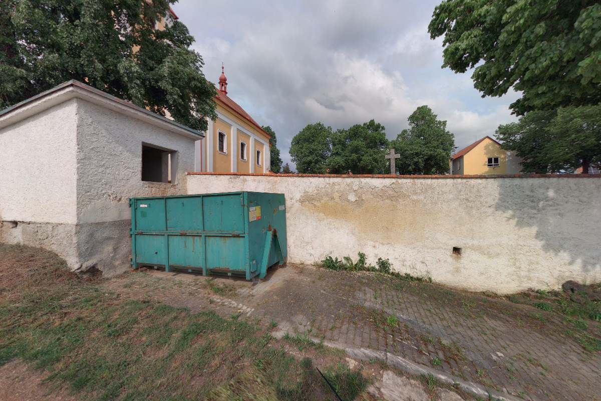 Římskokatolická farnost Koněšín