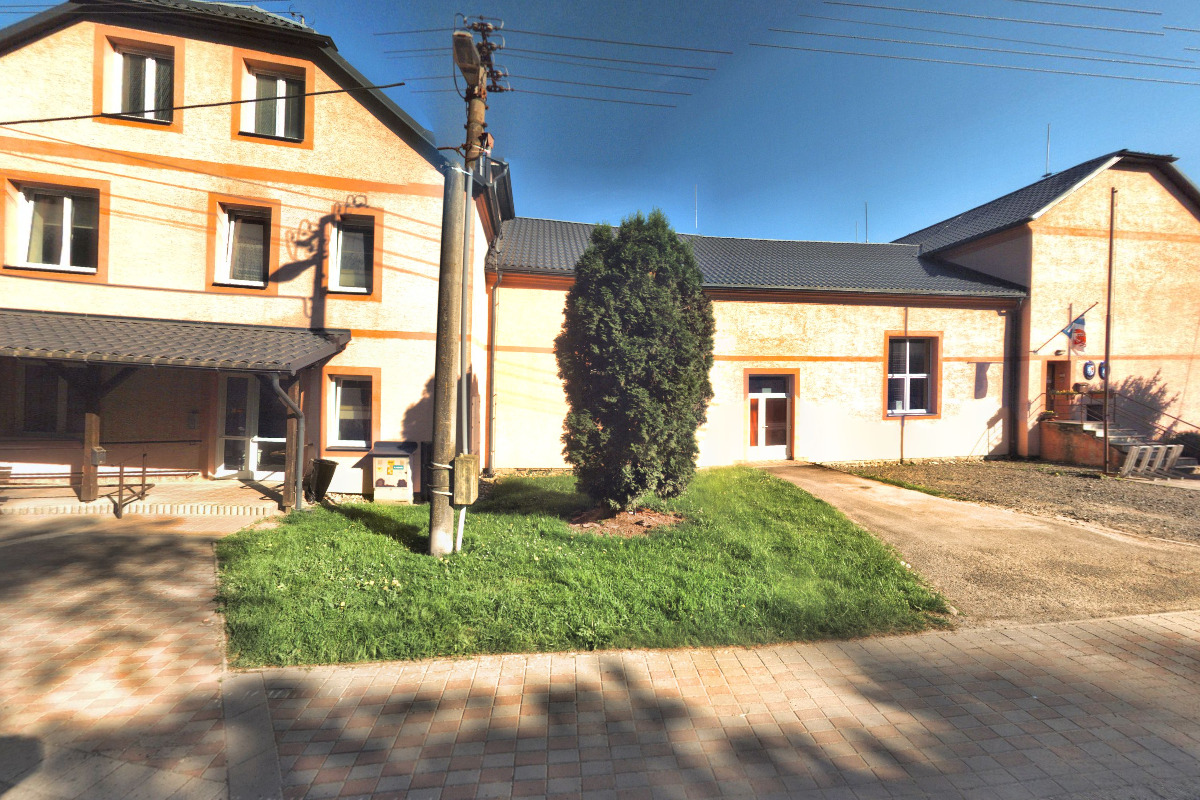 Nemile - obecní úřad foto 3