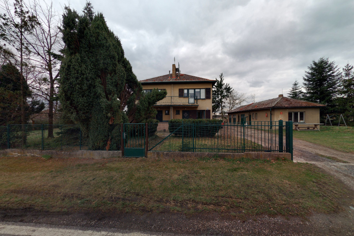 Czerninská lesní správa Hlušice, s.r.o. foto 1