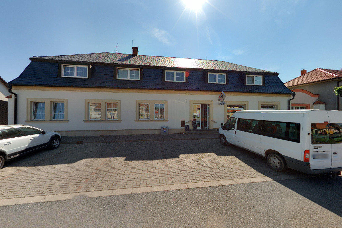 HRUŠKA - Potraviny Manka