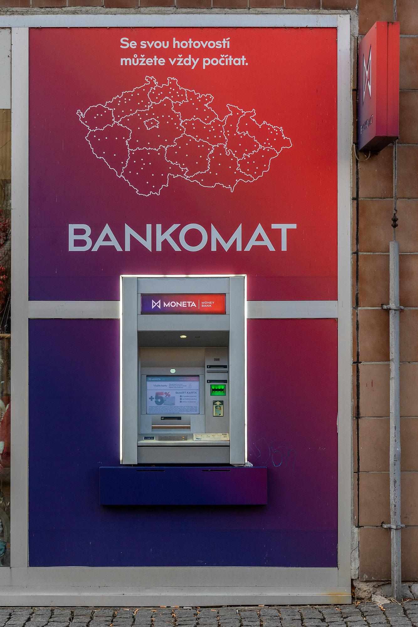 Bankomat MONETA Money Bank foto 2