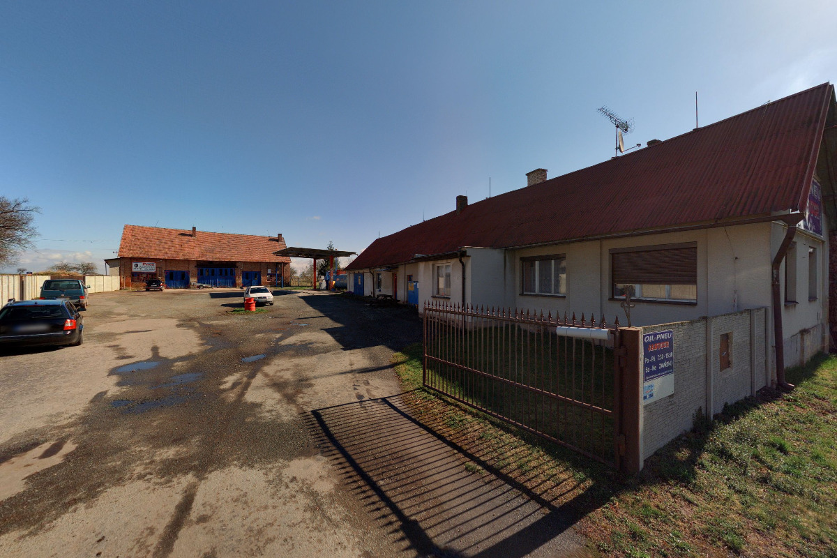 Aleš Janouch - Čerpací stanice foto 2