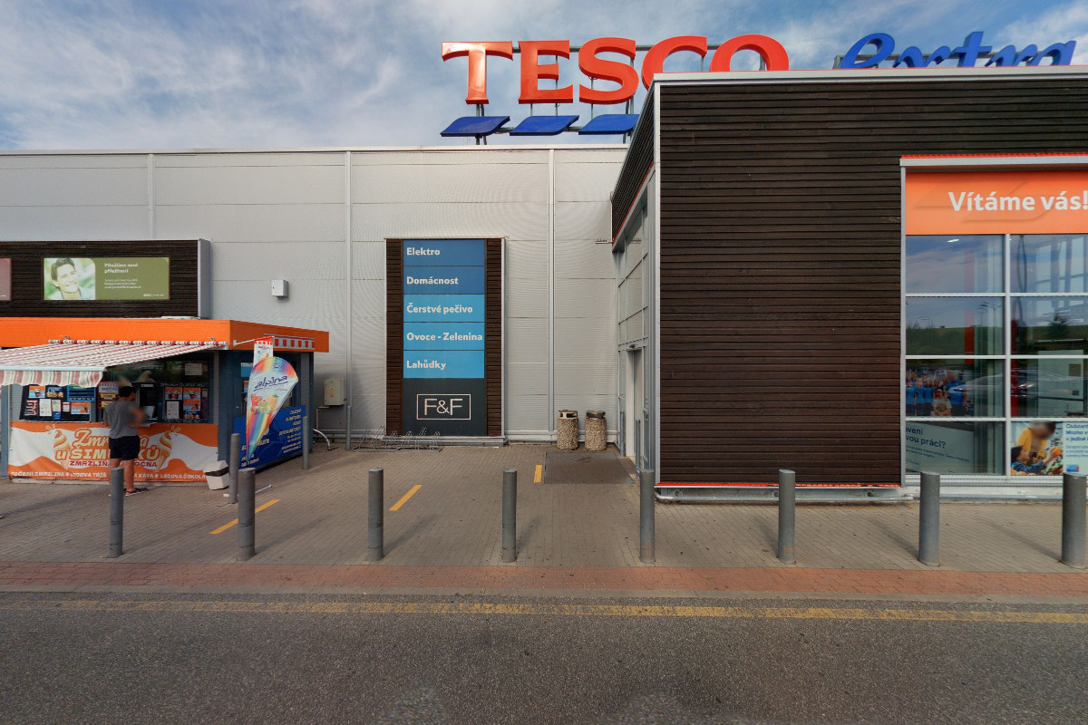 SPACE mobilní telefony foto 2