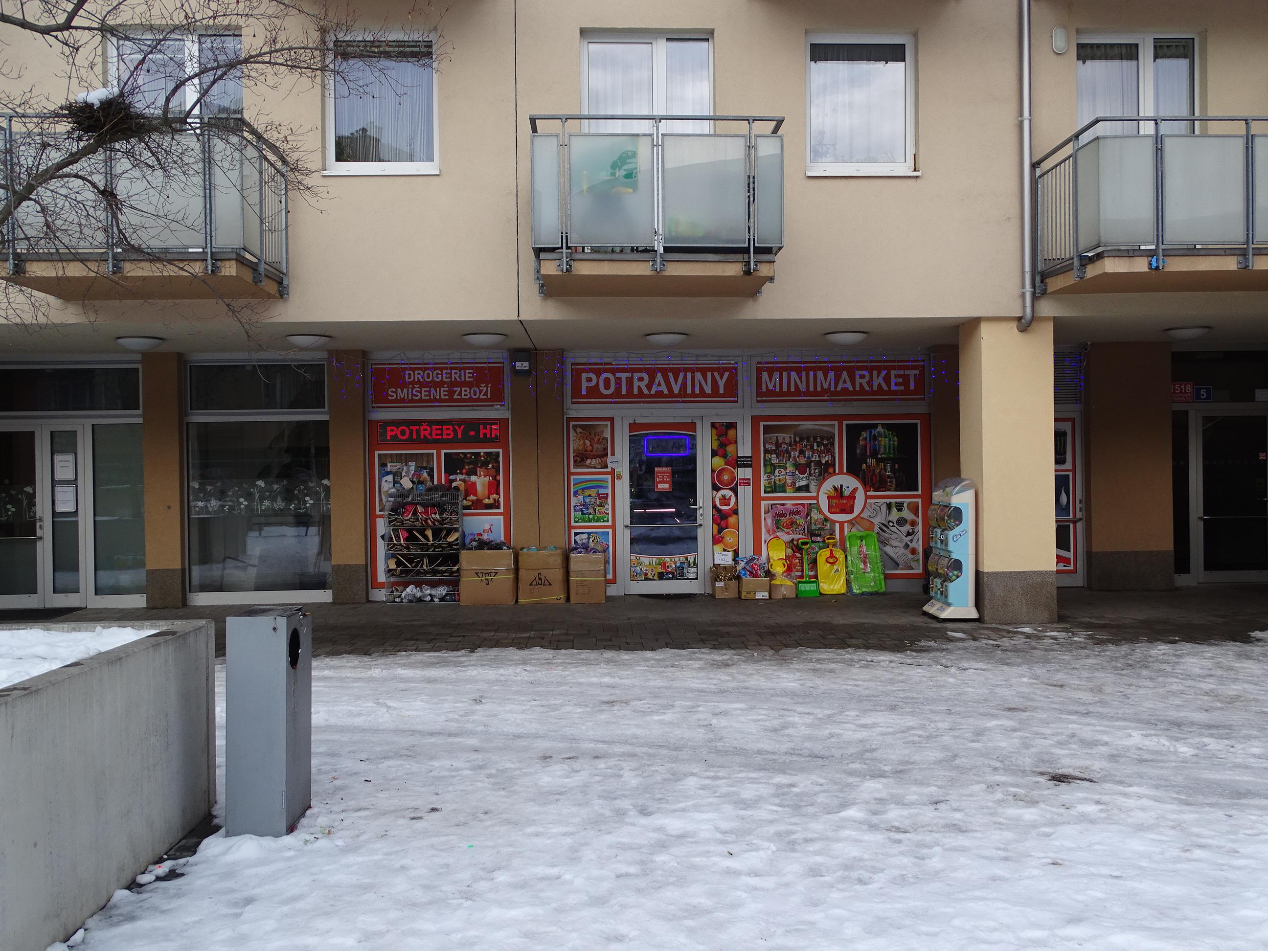 Minimarket náměstí Přátelství foto 2