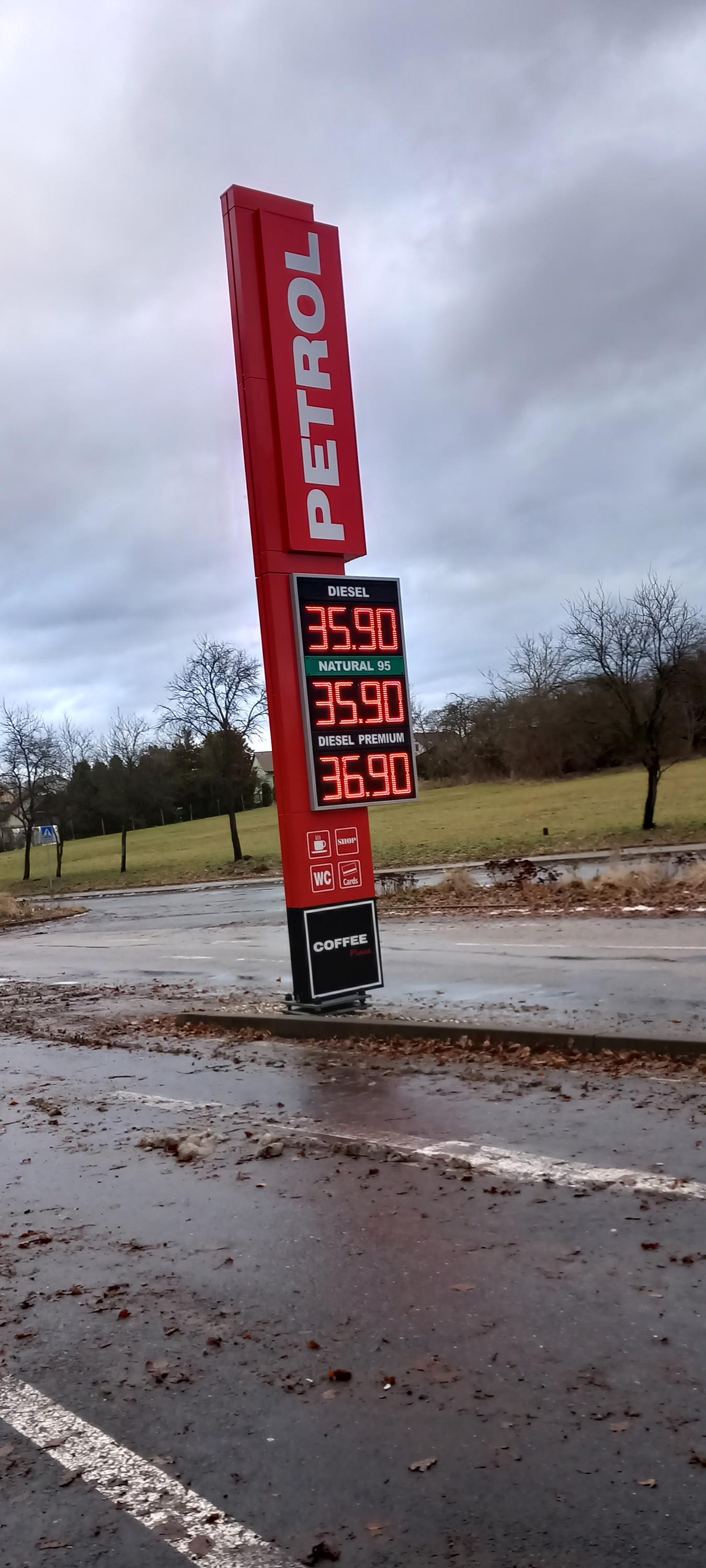 PETROL foto 5