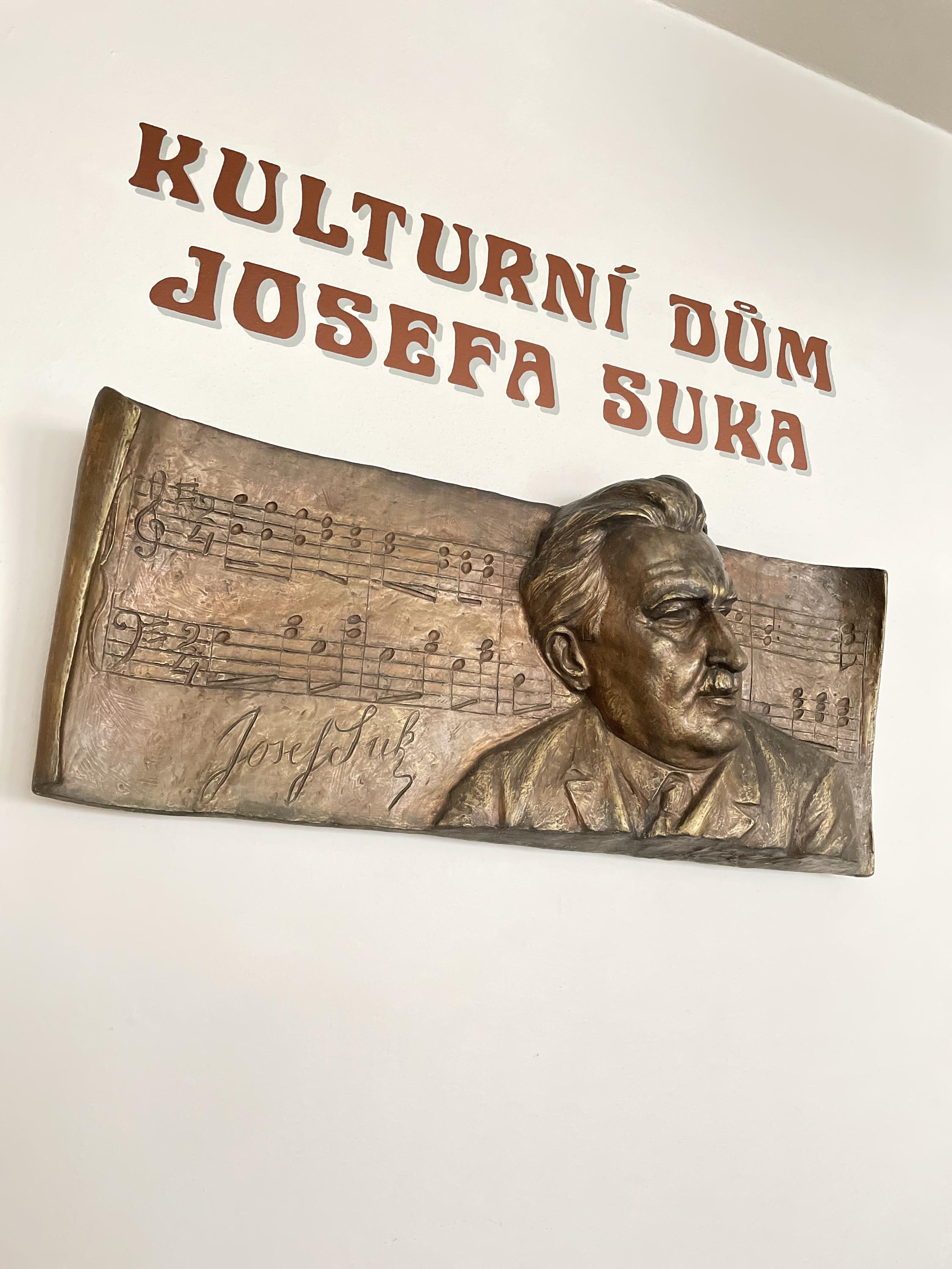 Kulturní dům Josefa Suka foto 5