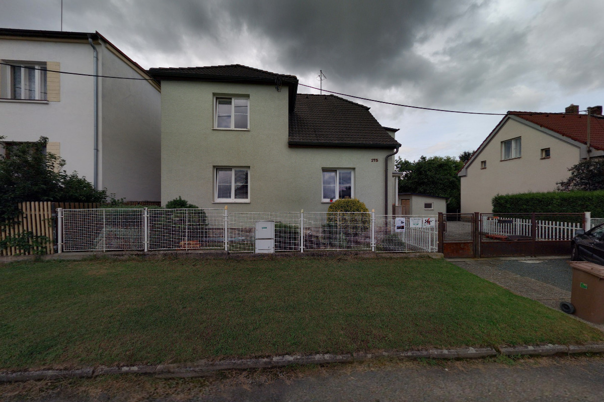 Iron monument club Plzeň foto 2