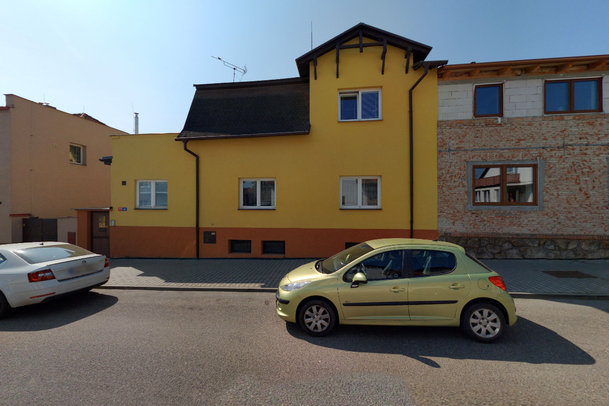 Sedmikráska Dolní Bousov