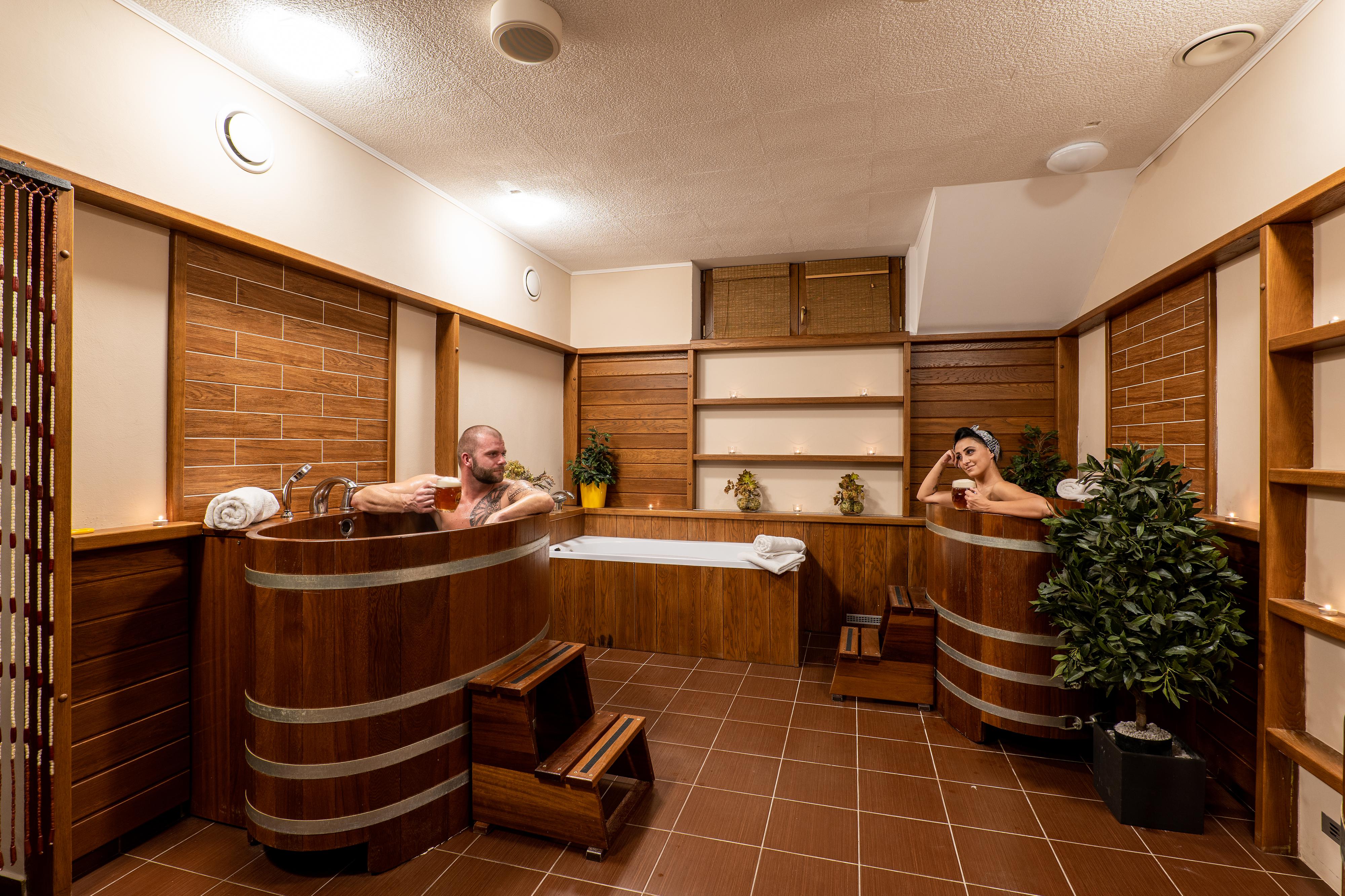 Luxusní pobyt s pivní a Kleopatřinou lázní