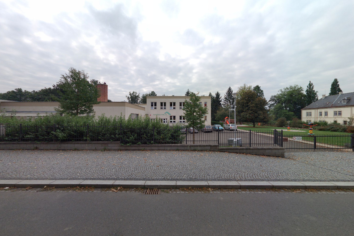 ZŠ a MŠ Spálené Poříčí foto 4